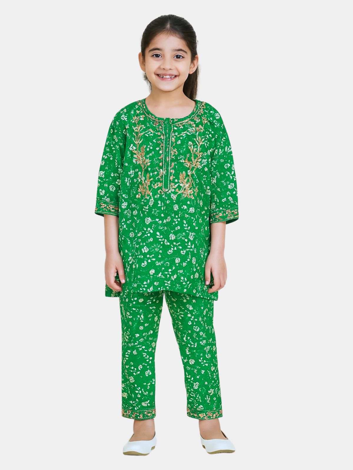 Girls Green Embroidered Floral 2-Piece Khaddar  Shalwar Qameez